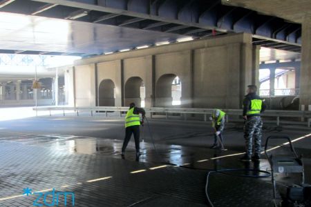 Rozpoczęliśmy ciśnieniowe mycie chodników w centrum miasta
