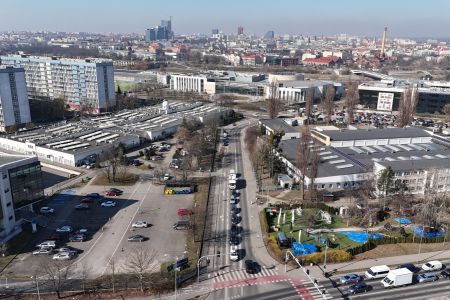 Rusza budowa drogi rowerowej między mostami Berdychowskimi i terenami w pobliżu Malty