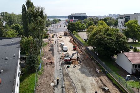 Nocne prace na skrzyżowaniu ulic Berdychowo, Jana Pawła II i Baraniaka