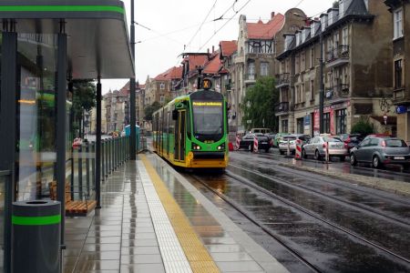 Łatwiejszy przejazd pod wiaduktem na skrzyżowaniu Poznańskiej, Libelta i Pułaskiego