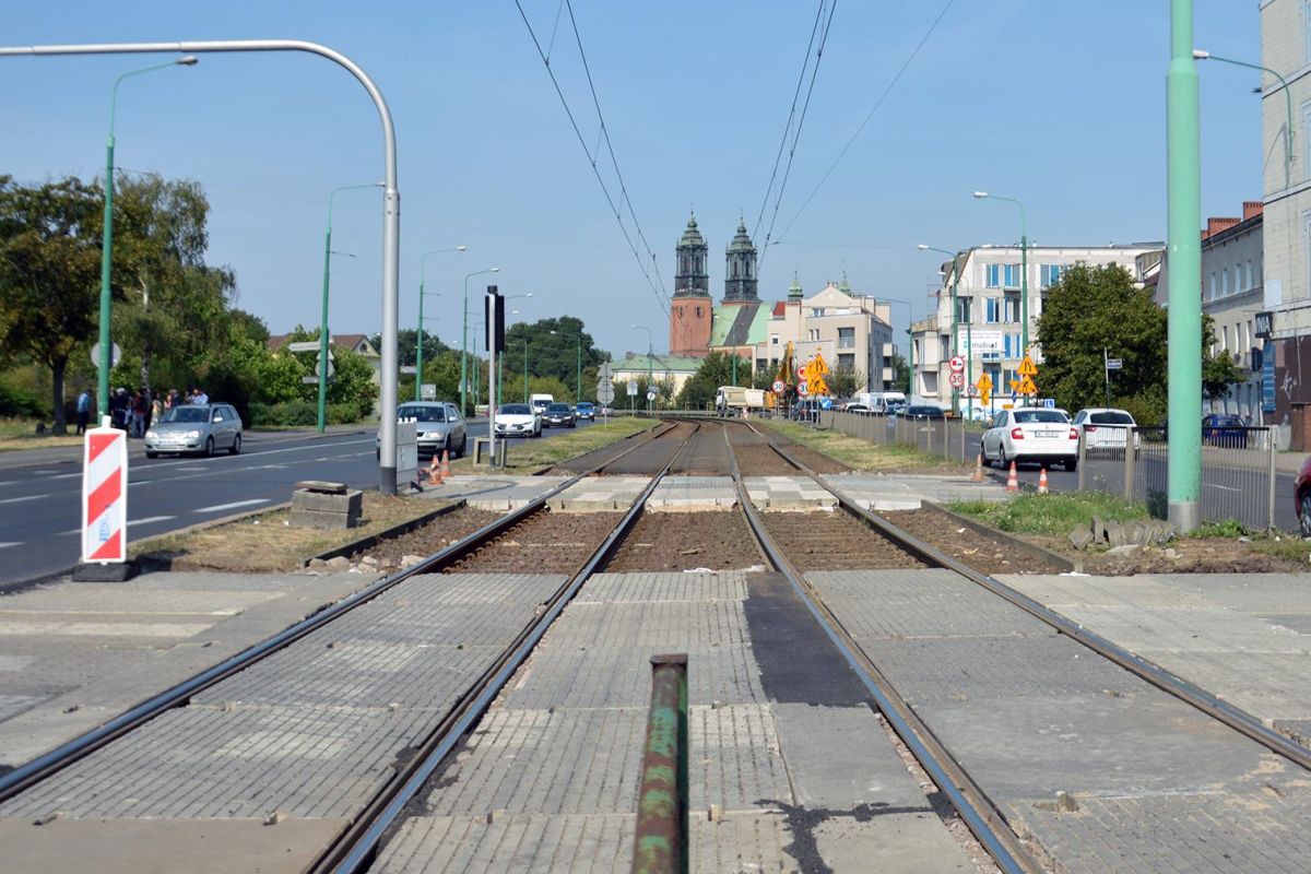 Zmiany organizacji ruchu na rondzie Śródka i ul. Głogowskiej